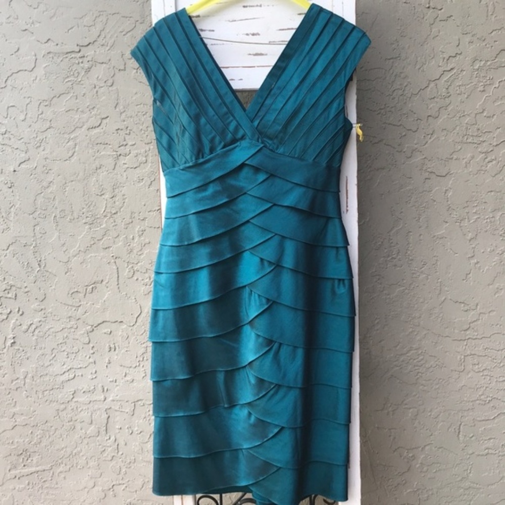 Adrianna Papell teal semi-formal dress